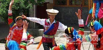 历史悠久的土族舞蹈:安昭舞