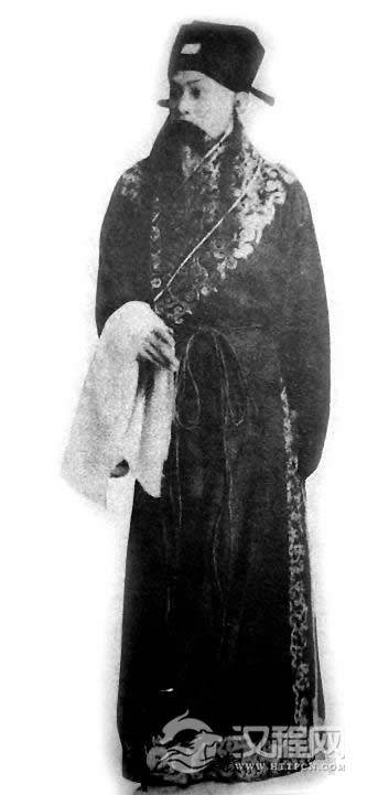 京剧《拾玉镯》李玉茹饰孙玉姣