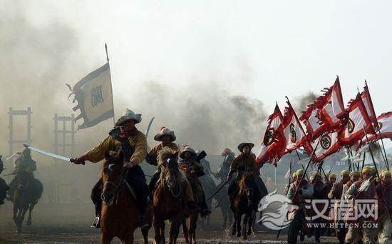 面对15万清军90多万南明军队为何会集体投降