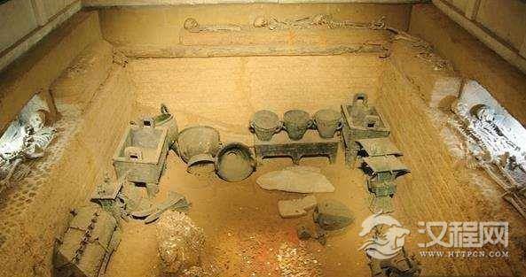 商朝武丁的妻子妇好是怎么死的?妇好墓在哪