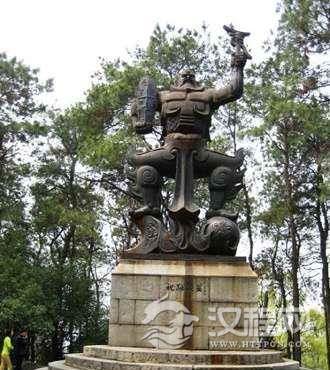 春秋战国历史上伟大的私生子:被母虎喂养的宰相