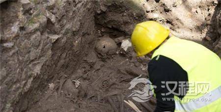 1494129261950415.jpg 850c81d46ec14963acffaef35bf4d7de_th.jpg