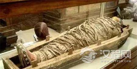 1507708631116994.jpg 3e5a0003801f19f5cb5a.jpg