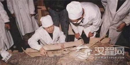 1504148805220219.jpg 31ea00018695da6bd33b.jpg