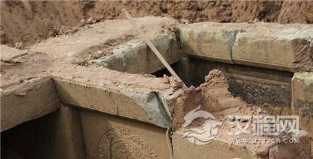 1486084651227346.jpg 0J2134353-3.jpg