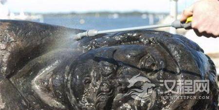 英海域打捞四百年前沉船 英海域打捞四百年前沉船