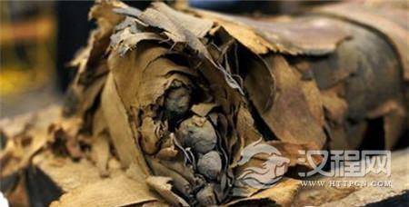 2500年古埃及石棺被打开 2500年古埃及石棺被打开