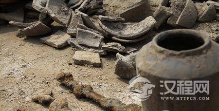 1486014051674398.jpg 15a00002612af094ebaa.jpg