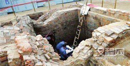 1503553555376320.jpg 3208000503347035fffd.jpg