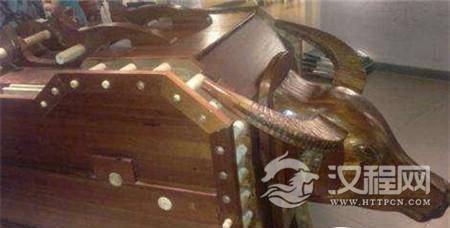 1509961087683677.jpg 3e5a0003801f19f5cb5a.jpg