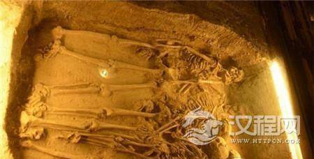 活人殉葬 活人殉葬