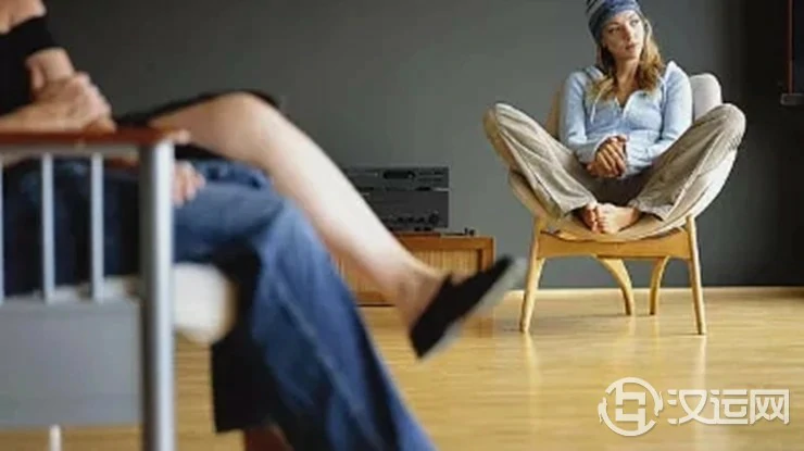 假如发现男友出轨了你会怎样? 假如发现男友出轨了你会怎样?