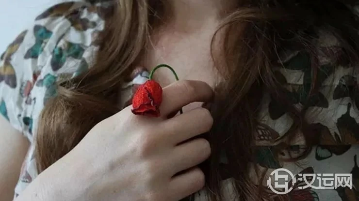 注意:这样的家居风水易使人陷入三角恋情中 注意:这样的家居风水易使人陷入三角恋情中