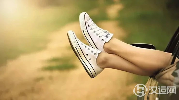 心态好,这4个生肖不管有钱没钱都活得很快乐! 心态好,这4个生肖不管有钱没钱都活得很快乐!