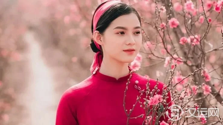 12生肖女提升异性缘的衣服颜色 12生肖女提升异性缘的衣服颜色