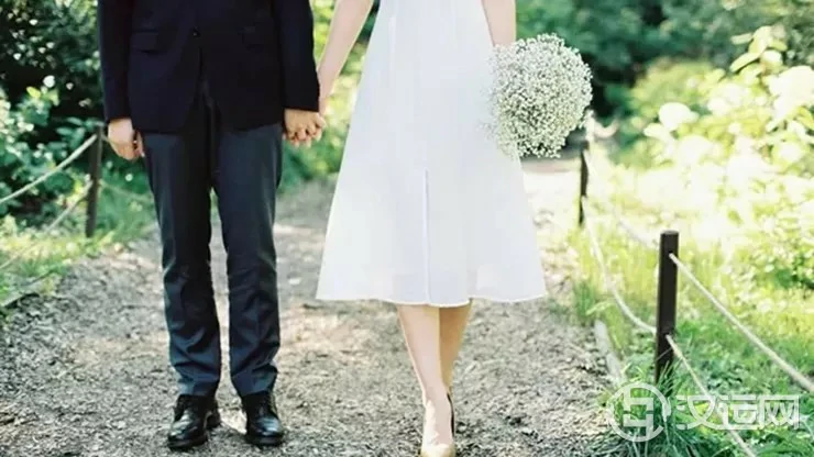 30岁后正桃花才驾到,晚婚会幸福的星座 30岁后正桃花才驾到,晚婚会幸福的星座