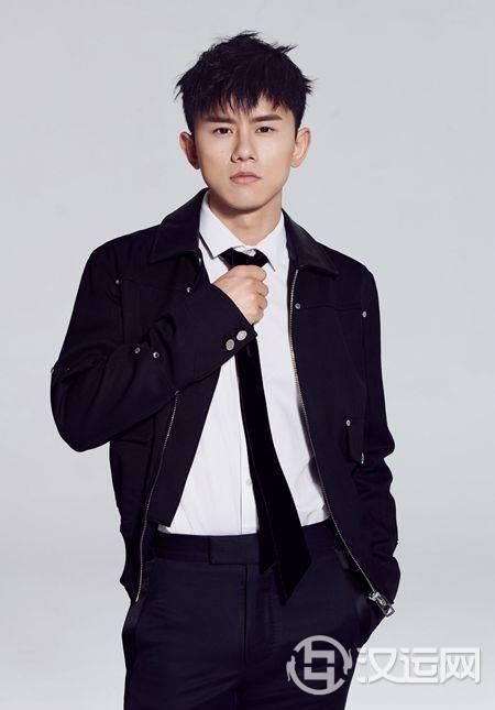 张杰为谢娜庆生,夫妻八字般配