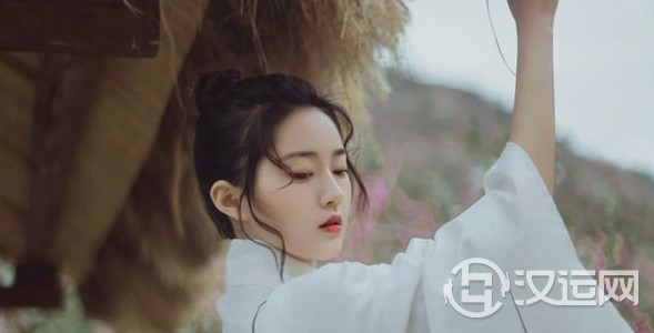 活泼乐观的生肖女孩,积极向上