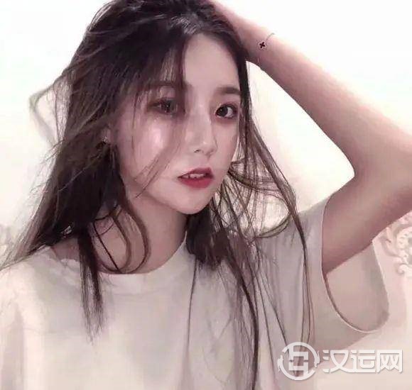 时尚星座女,真的是敢穿又有范