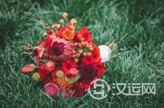 白羊座女生和什么星座的男生更配! 白羊座女生和什么星座的男生更配!