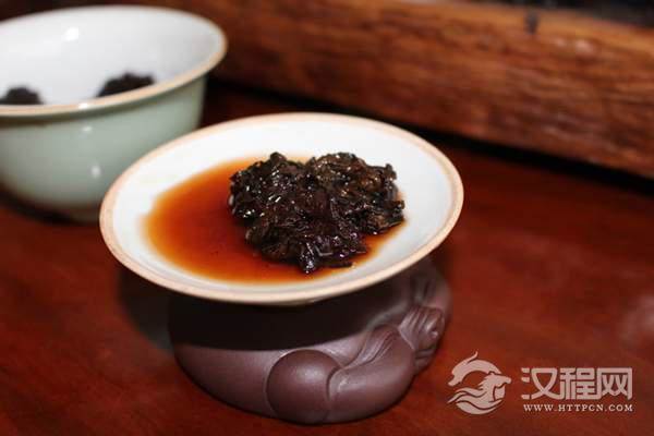 为什么普洱茶也会出现冷后浑？