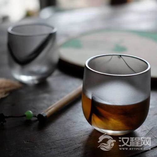 沸水泡茶至少４分钟后再喝