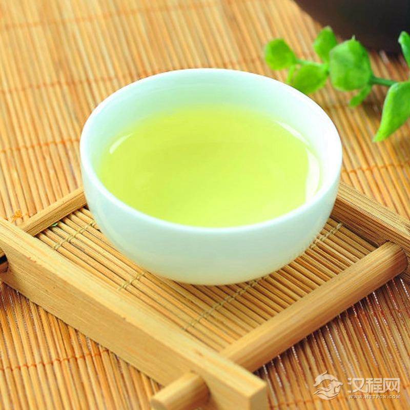 茶叶含有茶单宁、茶氨酸和咖啡 堪称茶中三宝