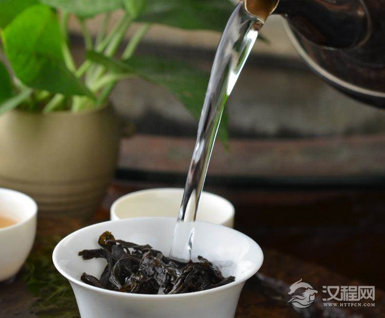 泡茶水温对泡出来的茶有什么影响