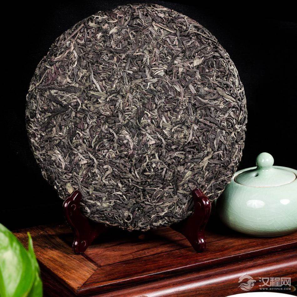 贮存普洱茶，紧压茶好还是散茶好？