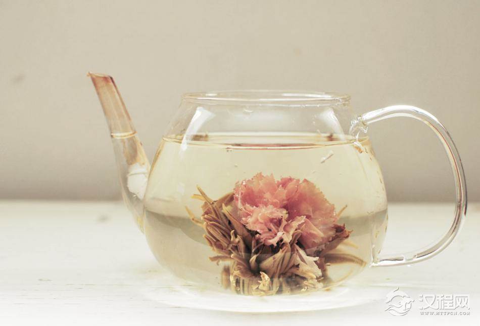 喝黄金菊花茶可降压缓解头痛