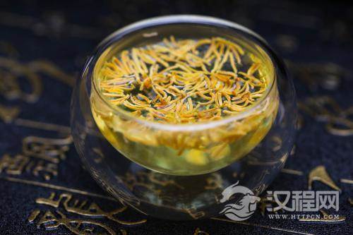 花冠群芳，凝心为茶