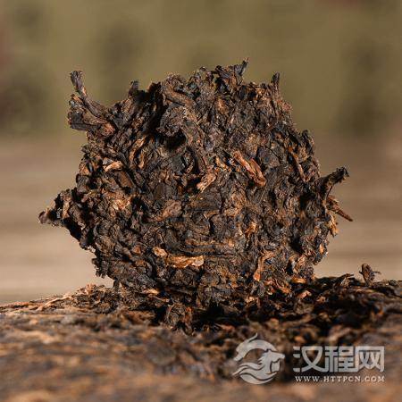 如何分辨普洱是否受潮