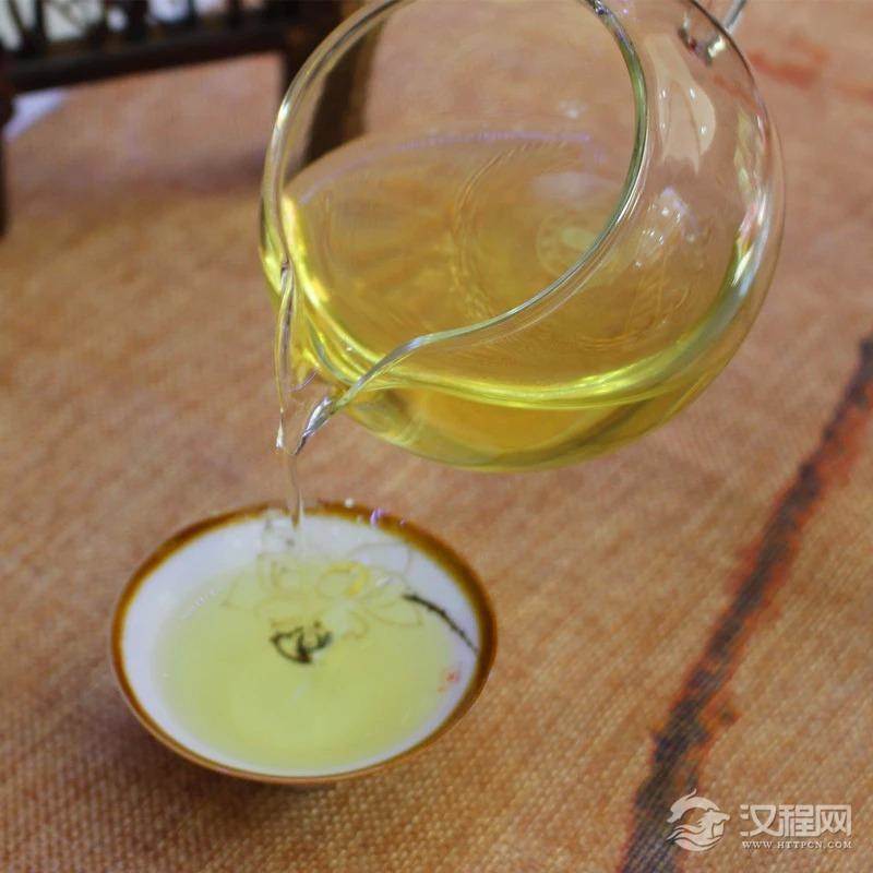 铁观音新茶最好用盖碗泡