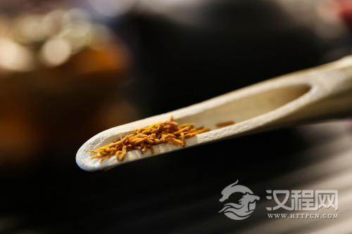 花冠群芳，凝心为茶