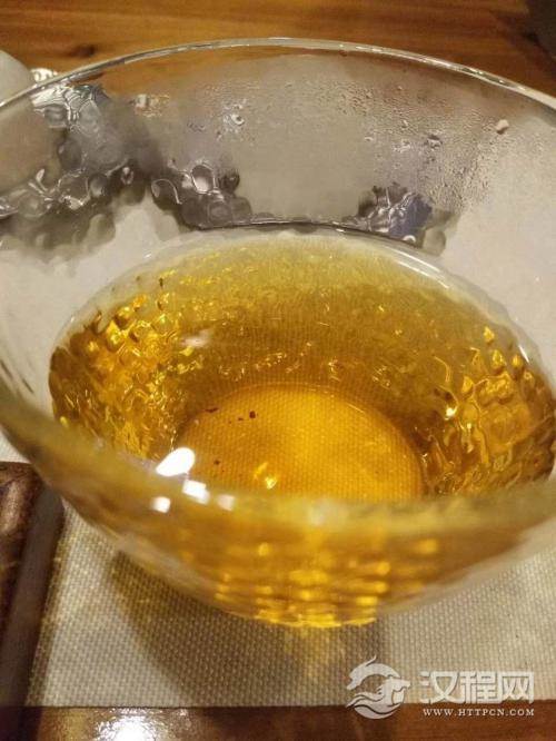 红茶冷却后为什么会变浑