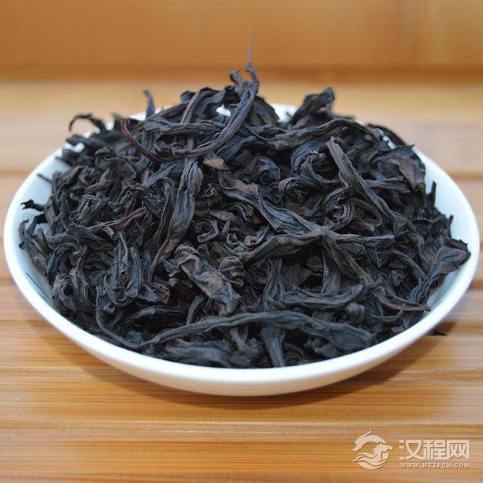 大红袍与武夷岩茶是什么关系?