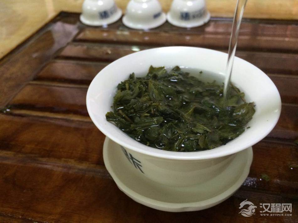 冲泡也是一种学问 沸水不可泡明前茶