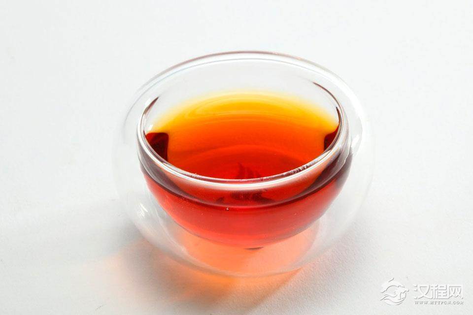 惊呆了！隔夜茶竟有这11大好处！以后千万别浪费了