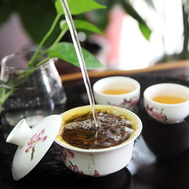 如何鉴别金骏眉方法？