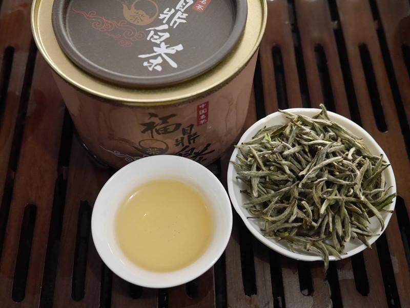 常喝白毫银针茶有什么好处?