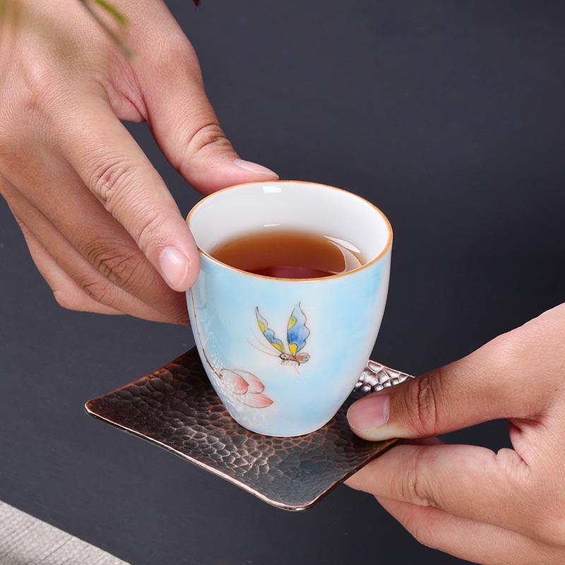 为什么老板谈话时喜欢喝茶？