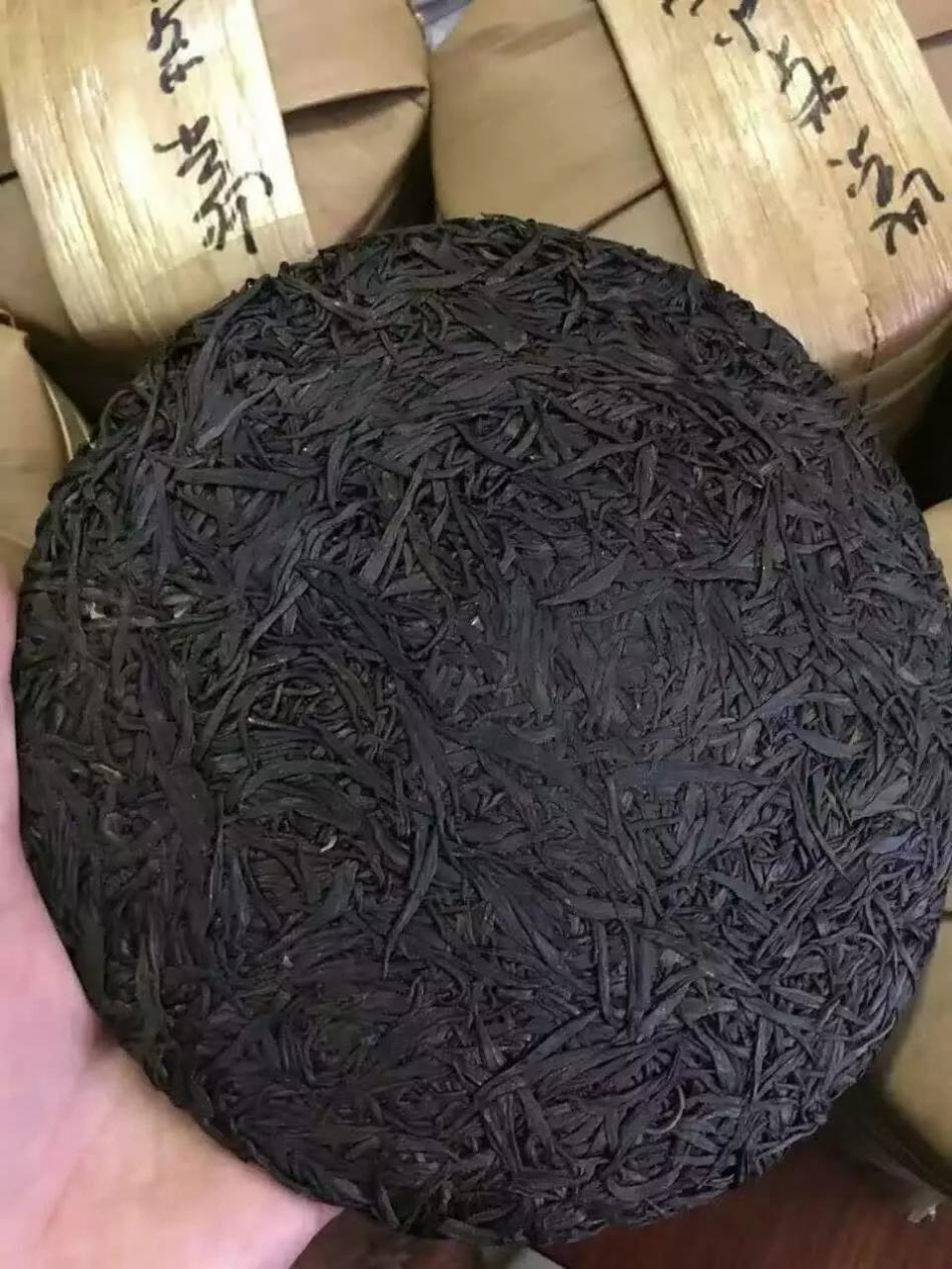 生茶和熟茶之间，要收藏哪种呢？