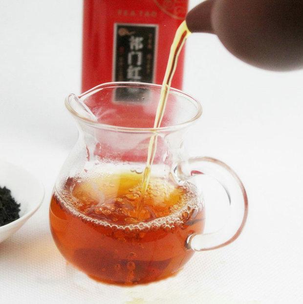 如何品鉴祁门红茶？