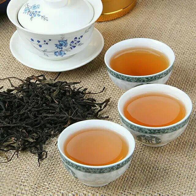 药茶的饮用主要有泡、煎、调三种