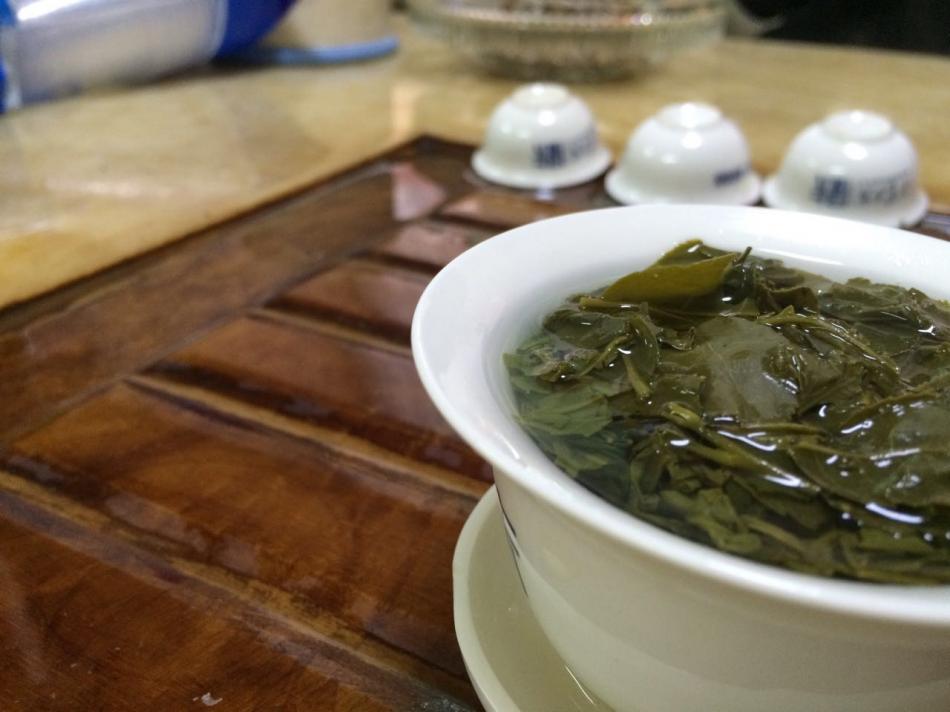 空腹大量饮茶容易造成“醉茶”