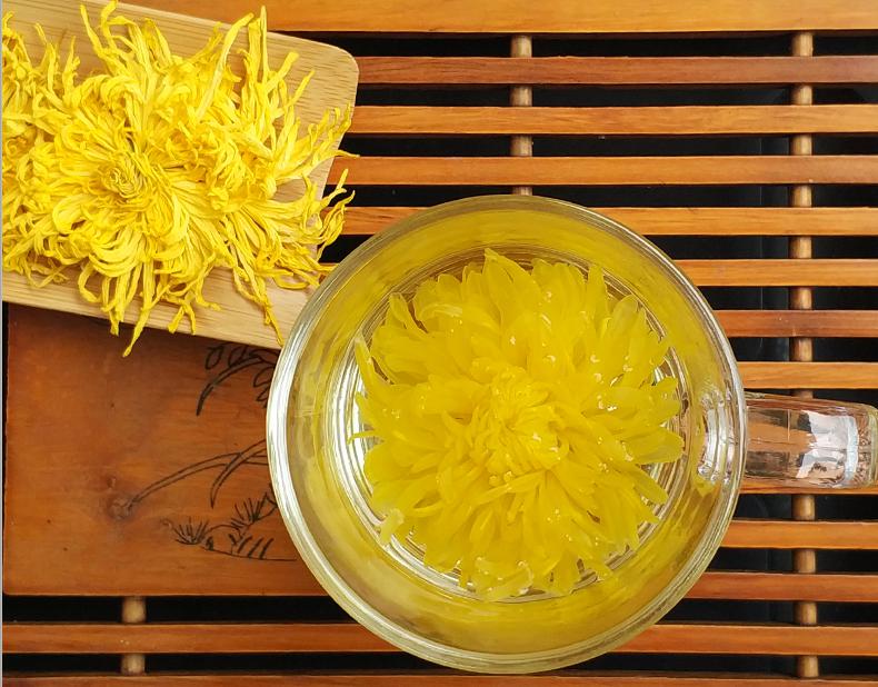 常饮菊花茶有什么好处？