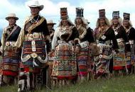 来自“世界屋脊”的魅力——藏族服饰