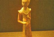 唐朝女性服饰比现代人讲究:一件衣服常做上几年