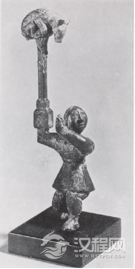  穿窄袖短衣的杂技艺人