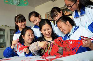 山丹：民间工艺（剪纸）进校园